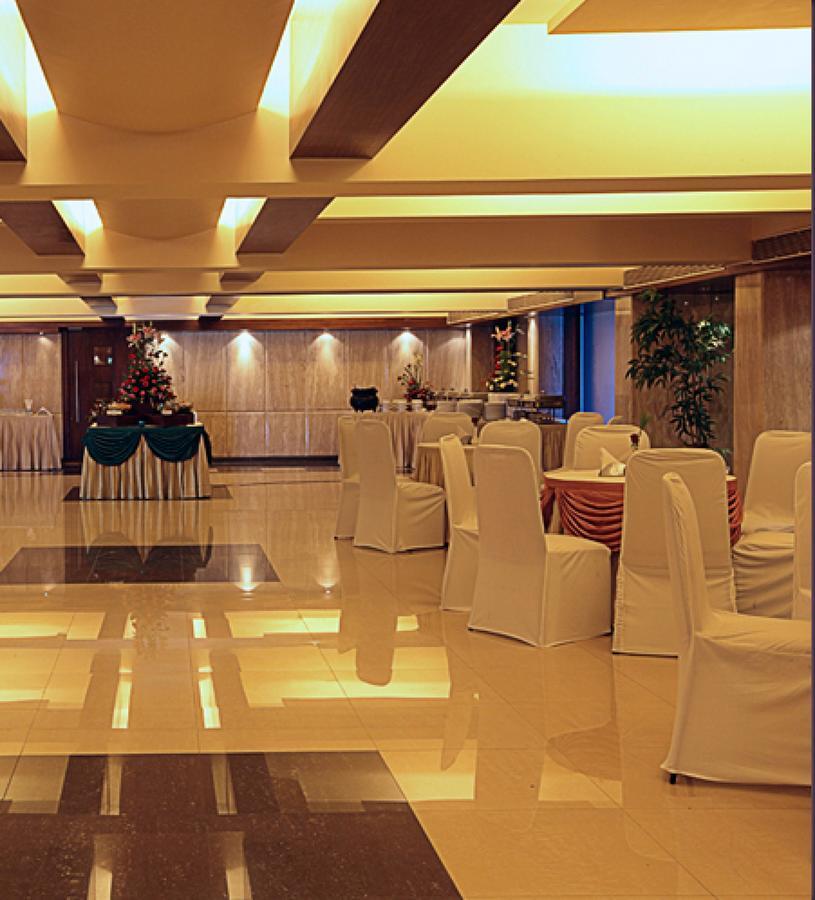 The Royal Orchid Hotel, Chembur Mumbai Luaran gambar