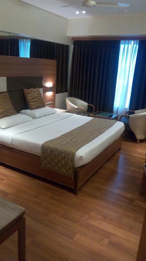The Royal Orchid Hotel, Chembur Mumbai Luaran gambar
