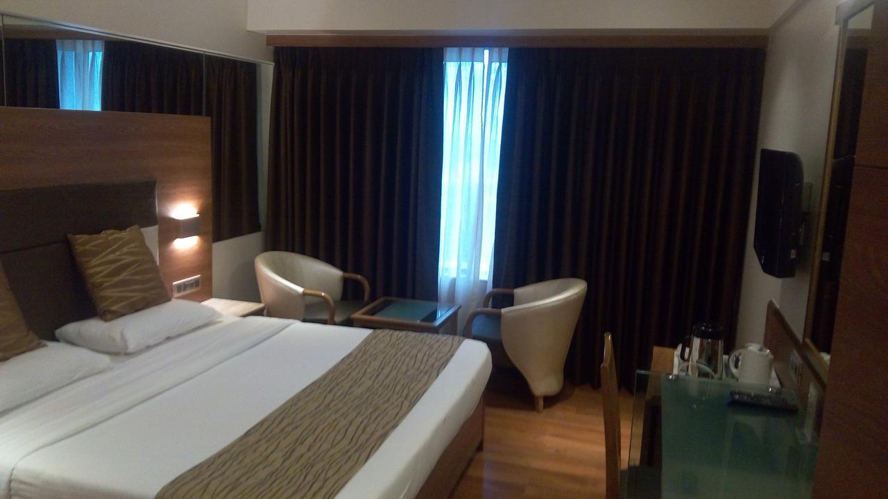 The Royal Orchid Hotel, Chembur Mumbai Luaran gambar