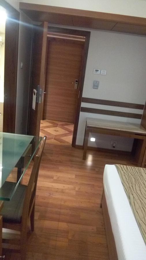 The Royal Orchid Hotel, Chembur Mumbai Luaran gambar