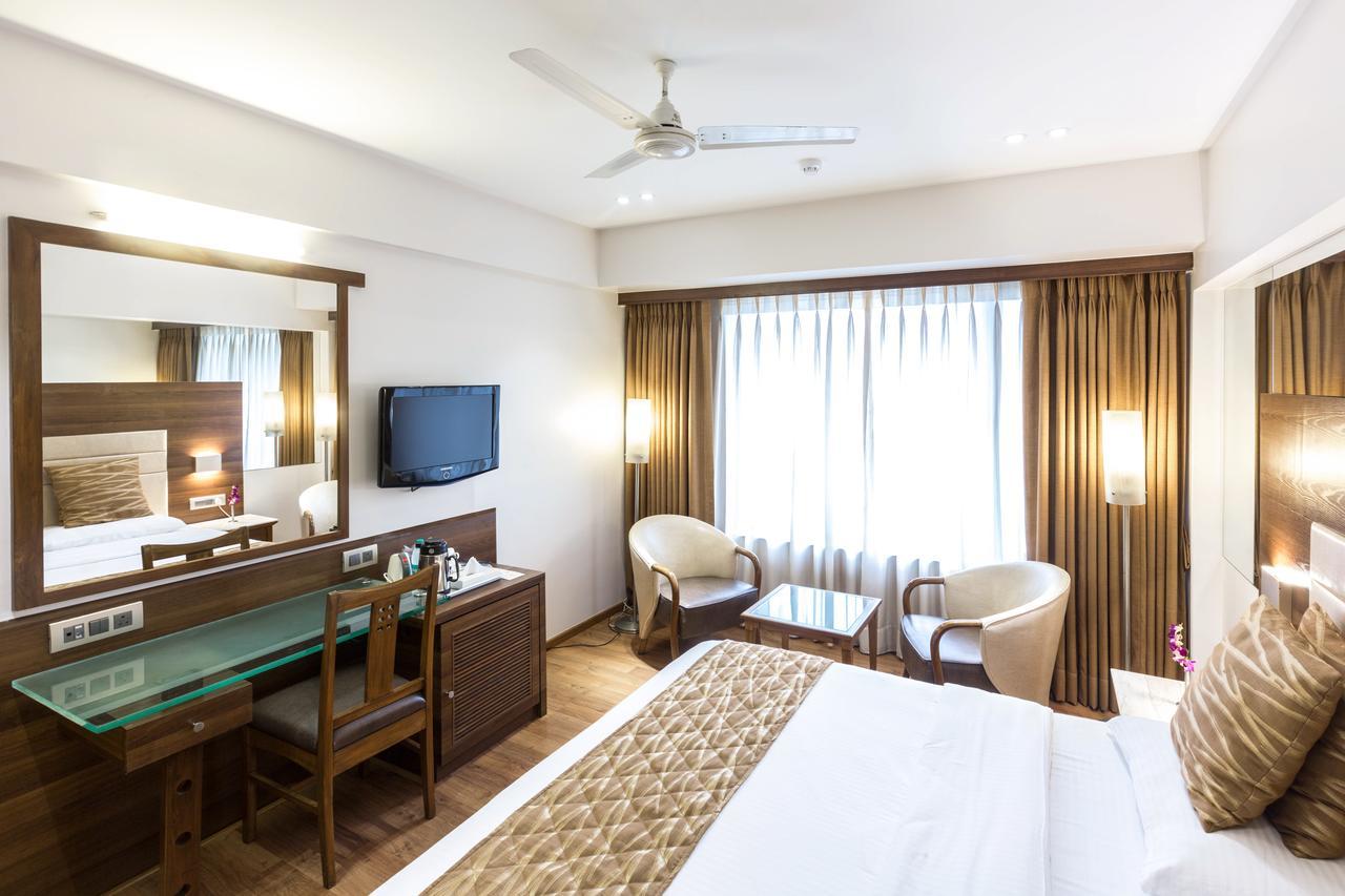 The Royal Orchid Hotel, Chembur Mumbai Luaran gambar